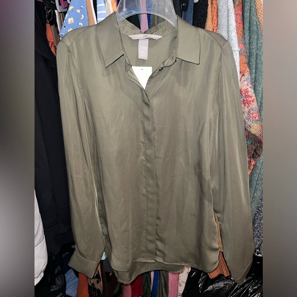 NWT H&M blouse